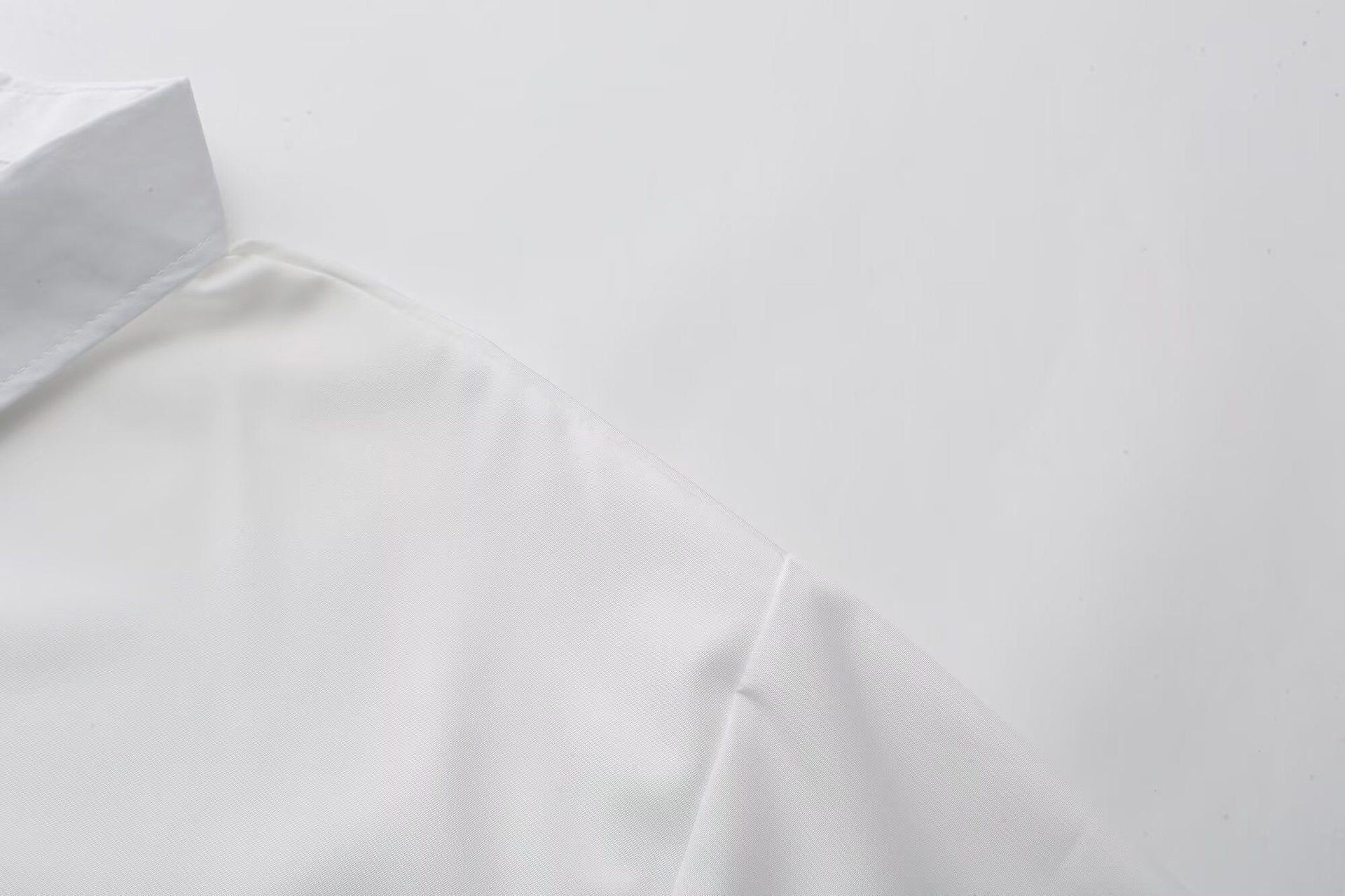 Men's Slim Fit Solid Colour Long-Sleeved Shirt – Smart Business Casual