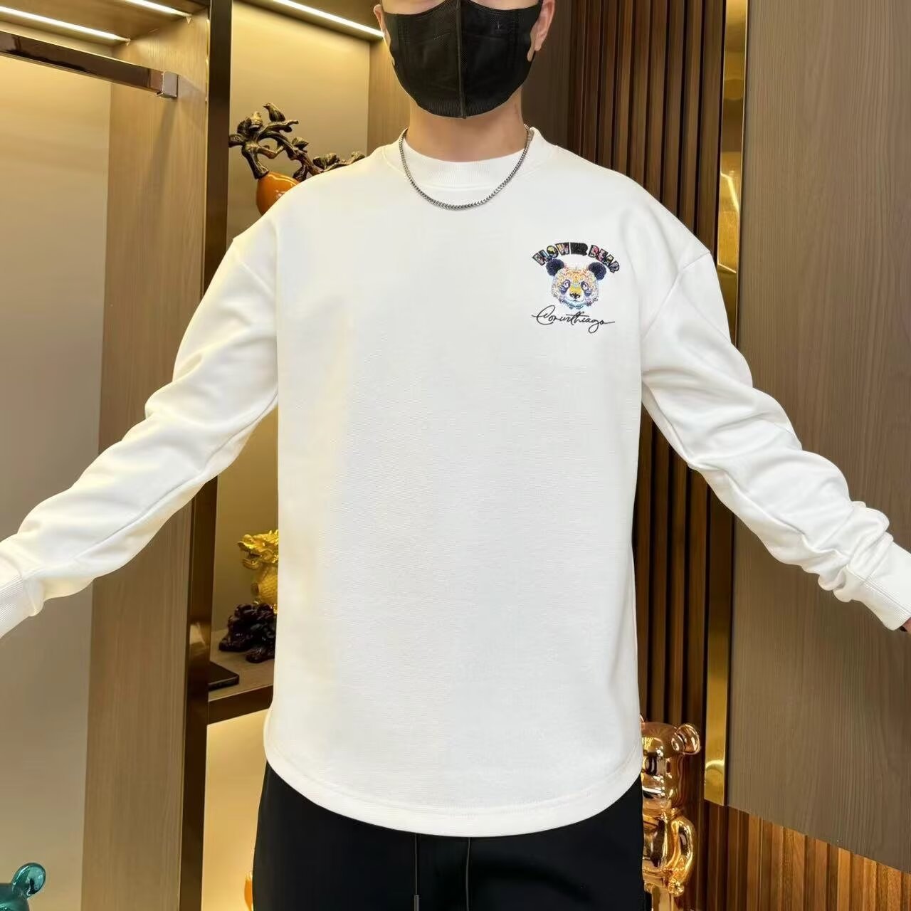 Panda Print Curved Hem Sweatshirt – Casual Long Sleeve Streetwear