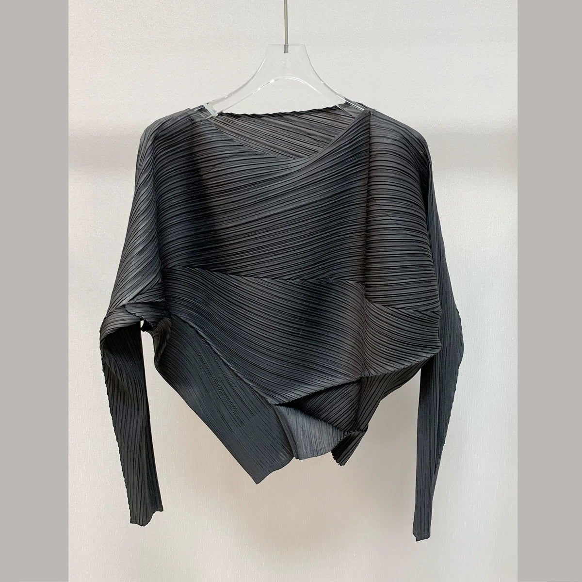 Women’s Miyake Pleated T-Shirt – Solid Color Slim-Fit Spring Top