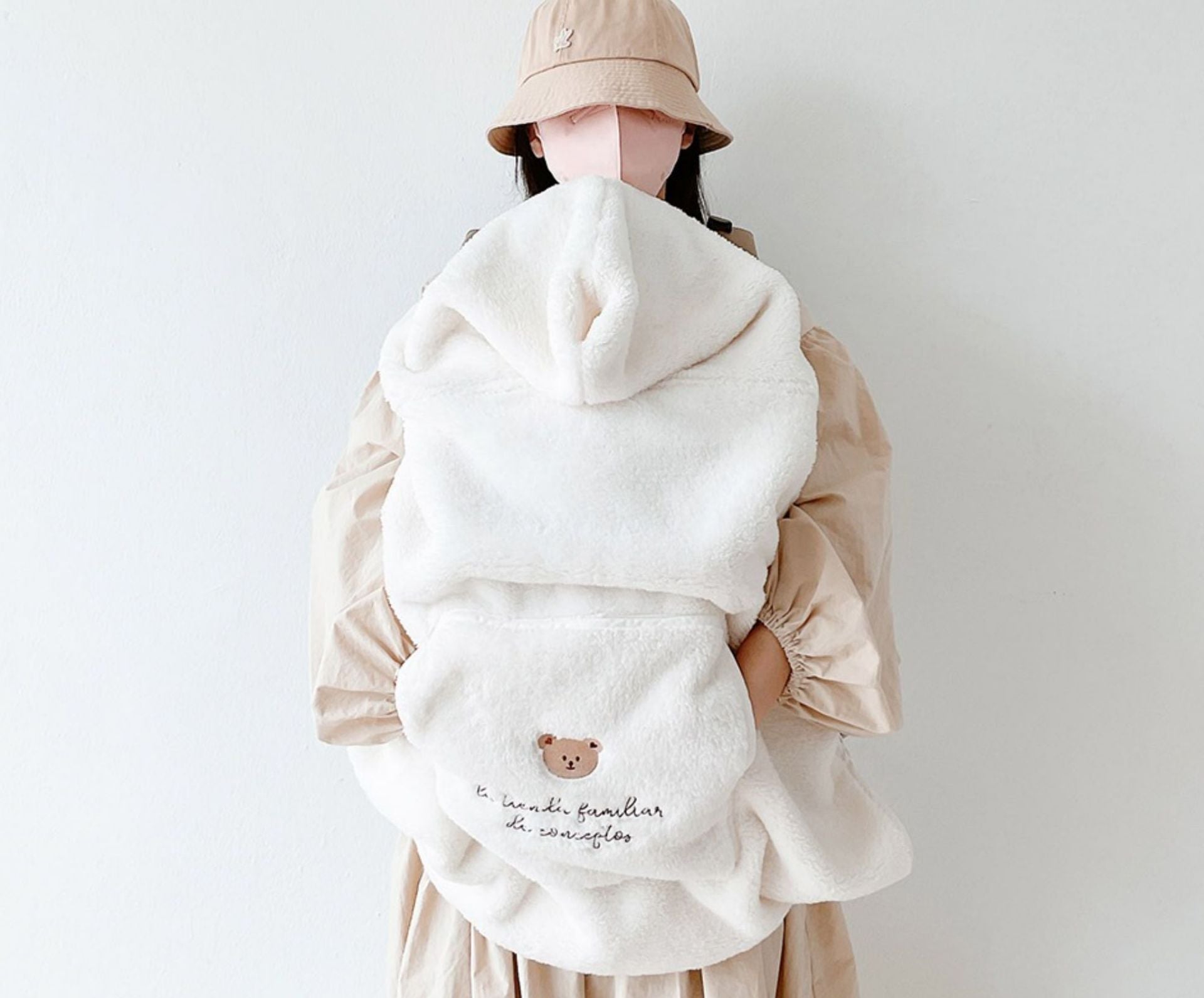 Embroidered Bear Windproof Baby Blanket – Cosy All-Season Pram & Carrier Cover
