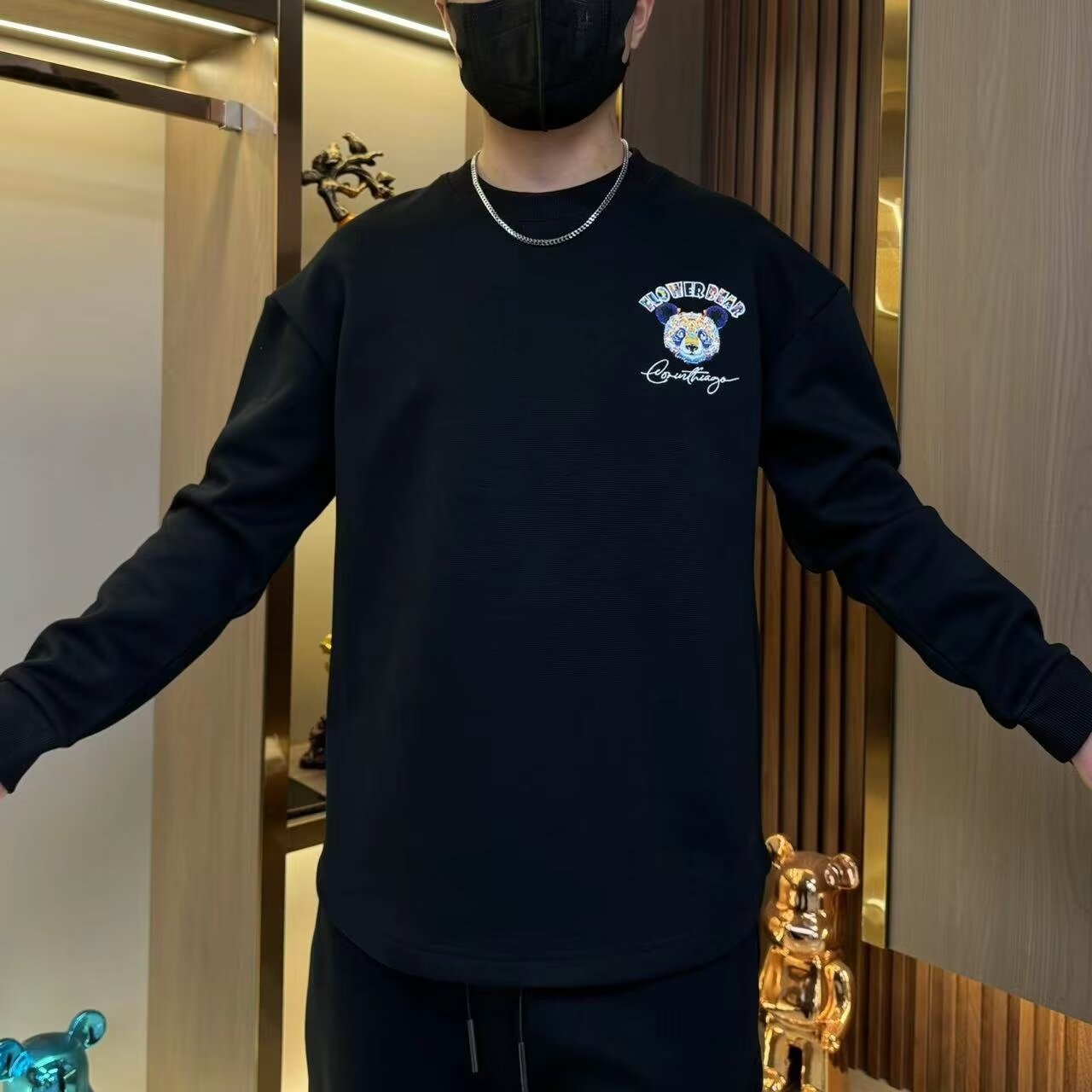 Panda Print Curved Hem Sweatshirt – Casual Long Sleeve Streetwear