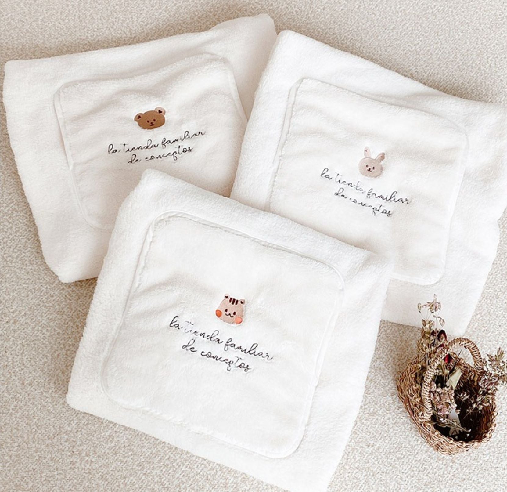 Embroidered Bear Windproof Baby Blanket – Cosy All-Season Pram & Carrier Cover