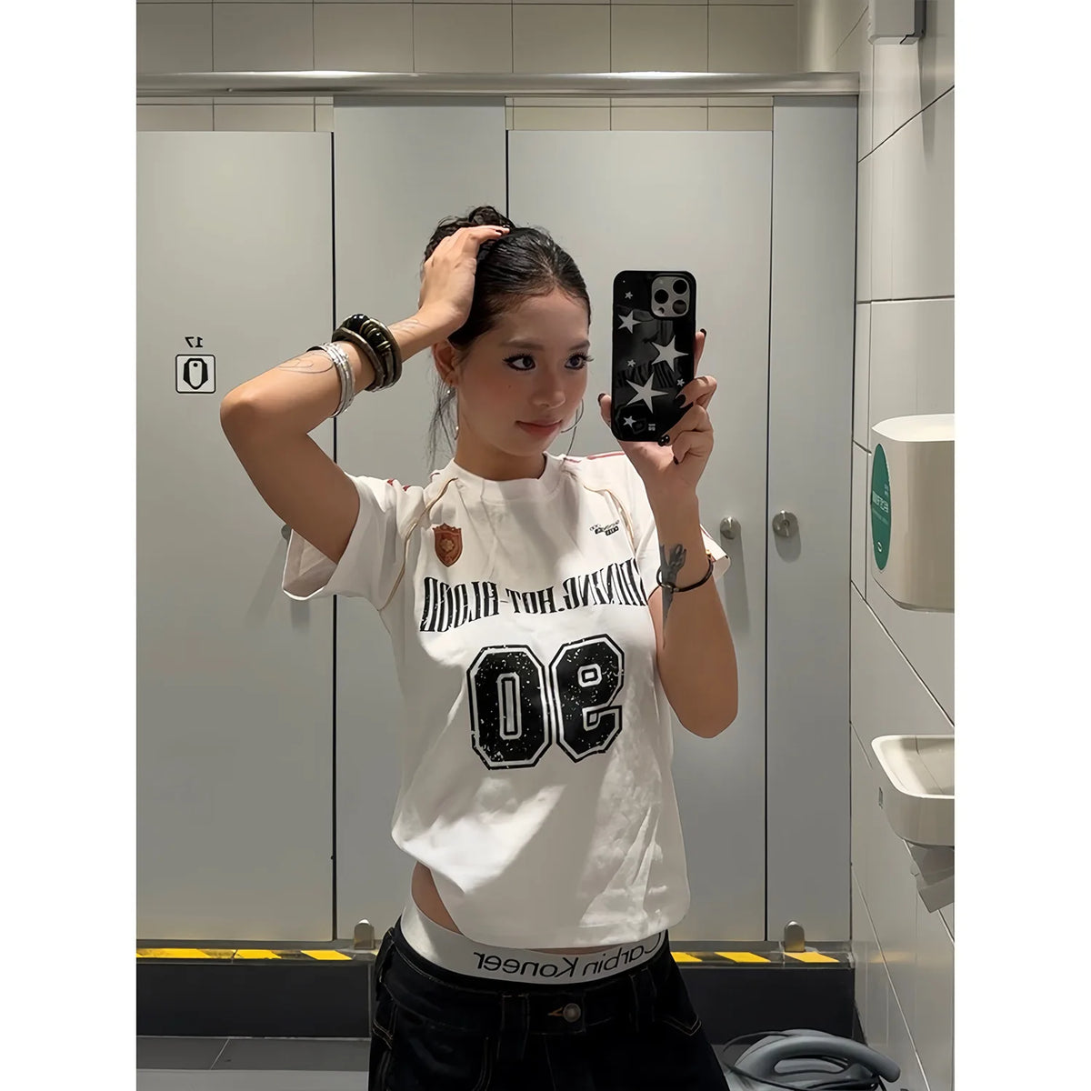 Women’s Striped Graphic T-Shirt – Vintage American Style Loose Fit Tee