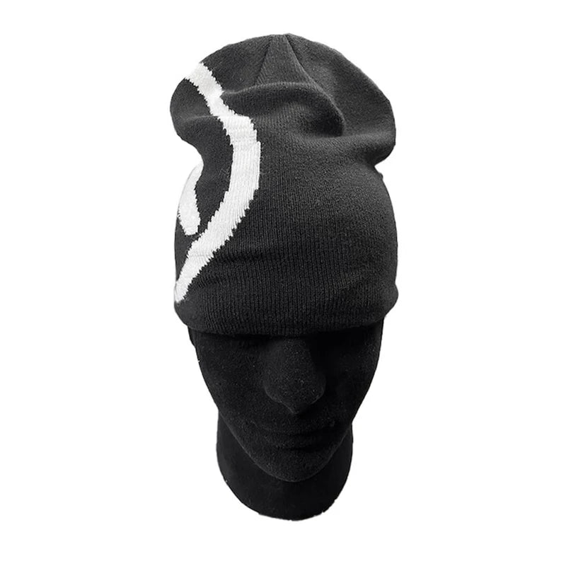 Unisex Y2K Knit Beanie – Vintage Goth Streetwear Winter Hat, K-Pop Hip Hop Fashion Skull Cap
