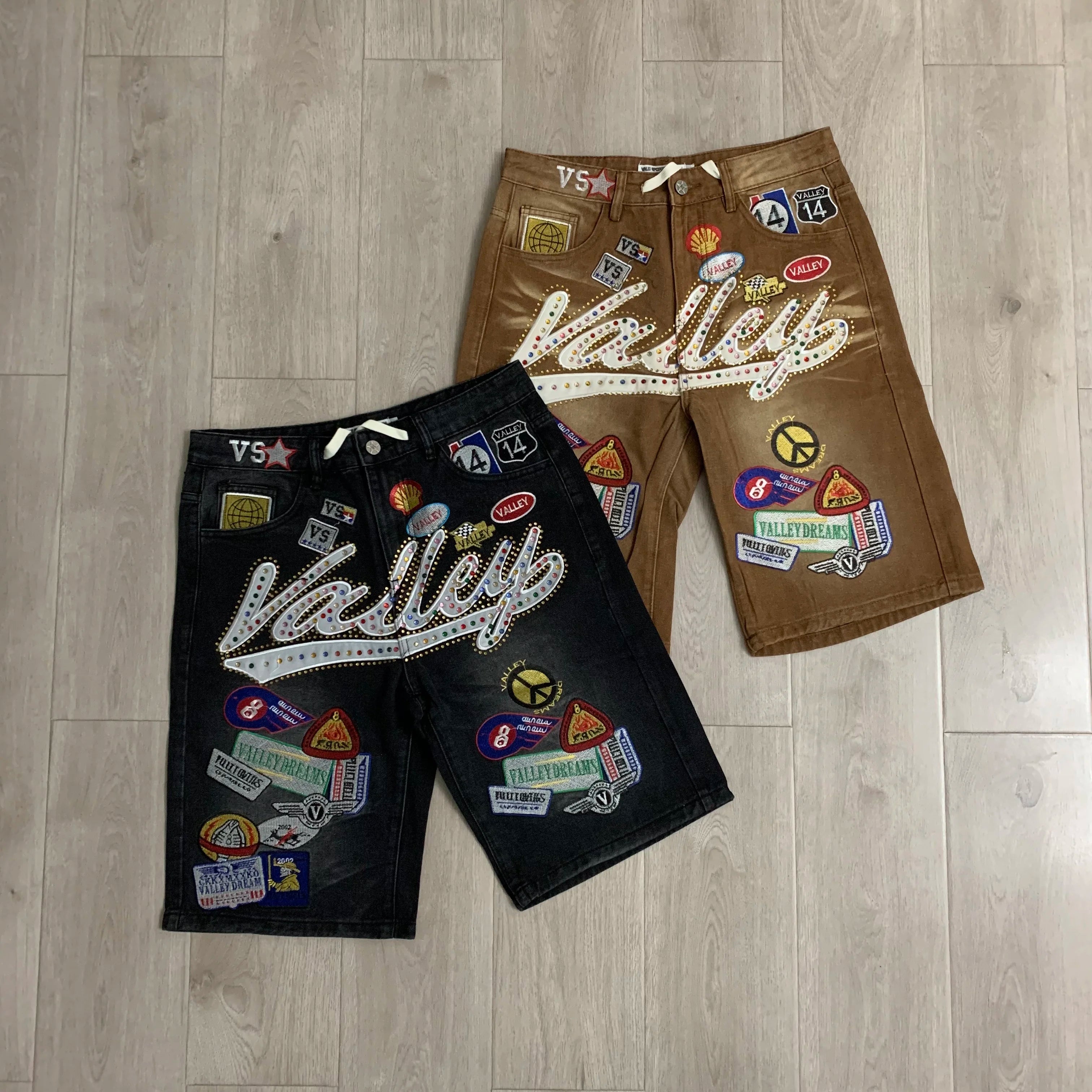 1980s Embroidered Rhinestone Denim Shorts – Unisex Mid Waist Loose Fit Summer