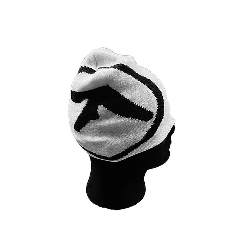 Unisex Y2K Knit Beanie – Vintage Goth Streetwear Winter Hat, K-Pop Hip Hop Fashion Skull Cap