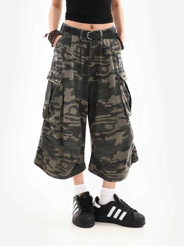 Women's Y2K Camouflage Harajuku Denim Capri Pants – Goblin Core Street Style