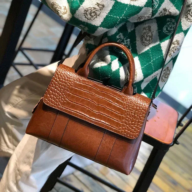 Women’s Genuine Cowhide Leather Crossbody Bag – Luxury Retro Shoulder Handbag, Large Capacity Casual Purse for Ladies