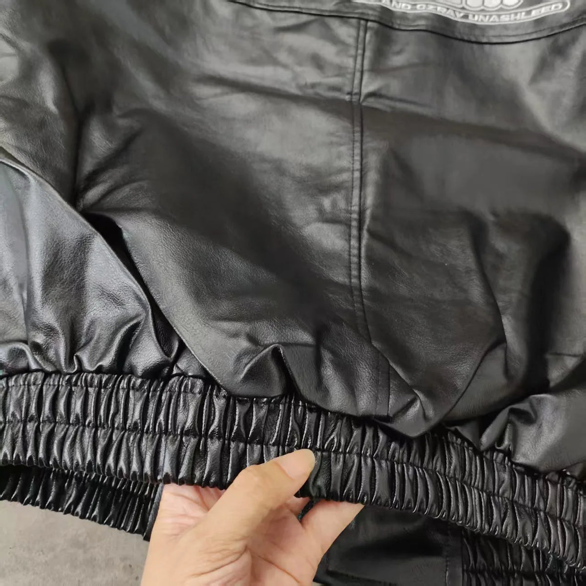 Men’s Retro PU Leather Bomber Jacket – Loose-Fit Motorcycle Pilot Coat, Short Multi-Pocket Casual Streetwear