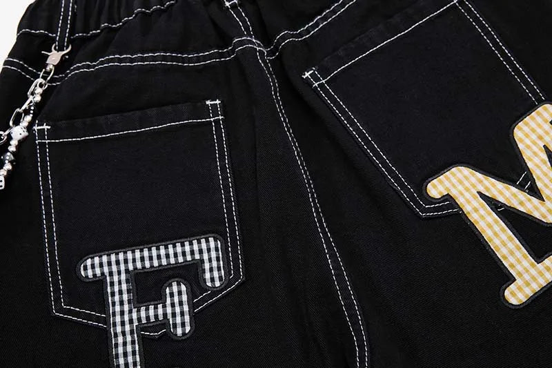 Men’s Y2K Denim Shorts – Loose-Fit Heart Embroidery Jorts with Chain Detail | Baggy Summer Streetwear