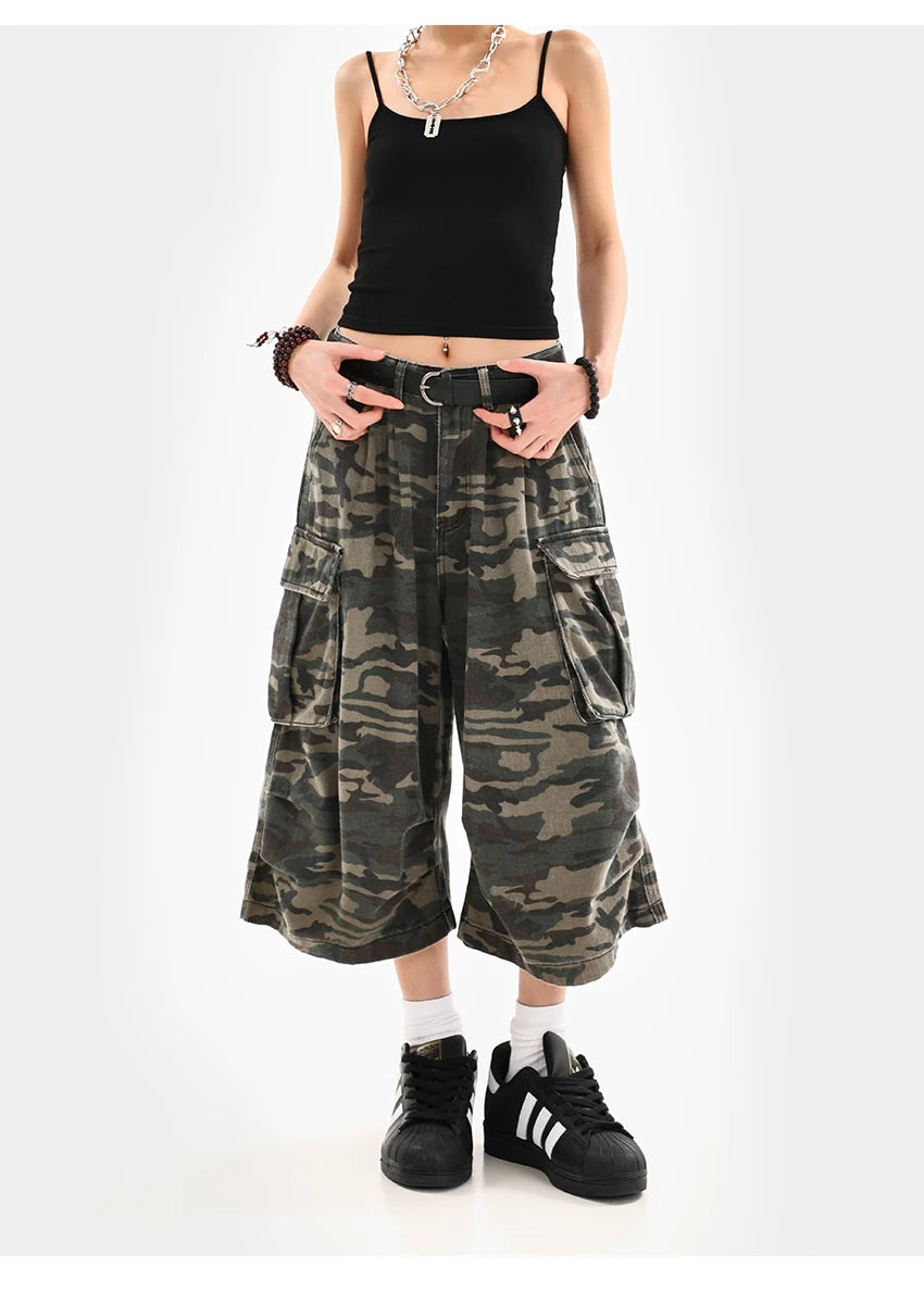 Women's Y2K Camouflage Harajuku Denim Capri Pants – Goblin Core Street Style