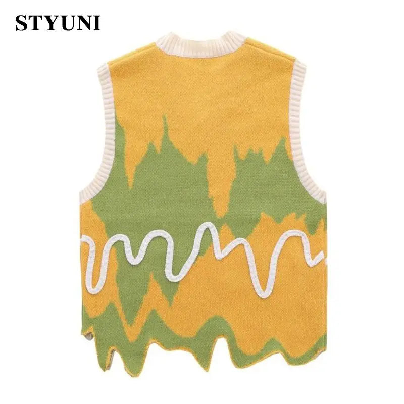 Wavy Color Block Knitted Sweater