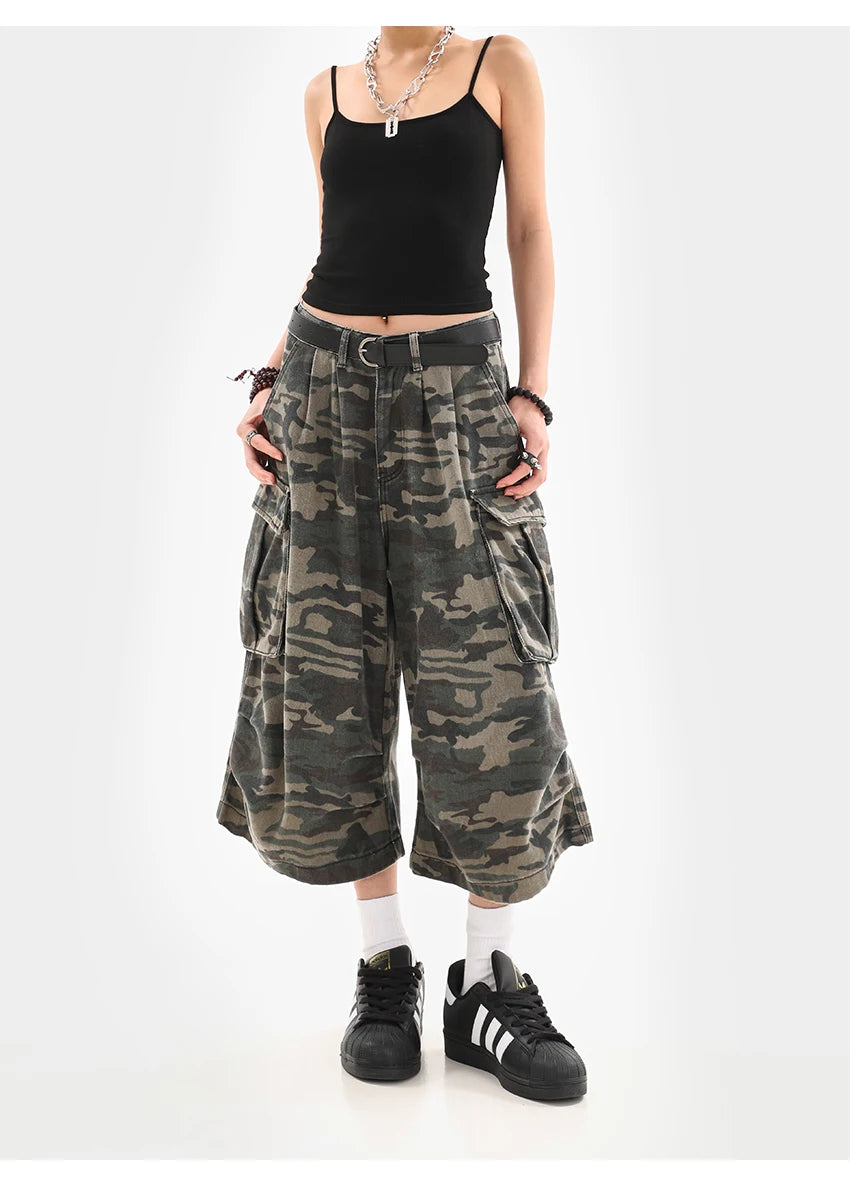 Women's Y2K Camouflage Harajuku Denim Capri Pants – Goblin Core Street Style