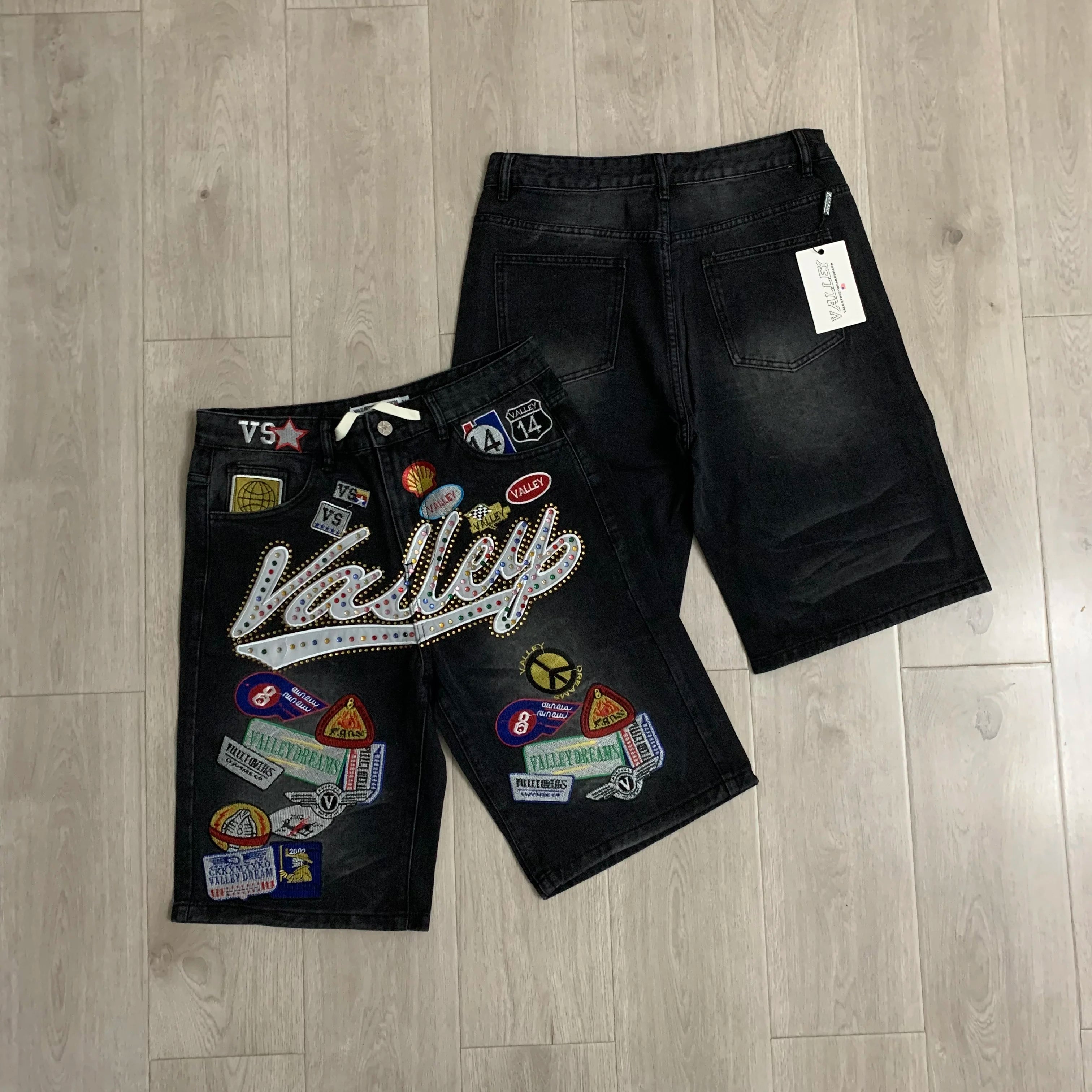 1980s Embroidered Rhinestone Denim Shorts – Unisex Mid Waist Loose Fit Summer